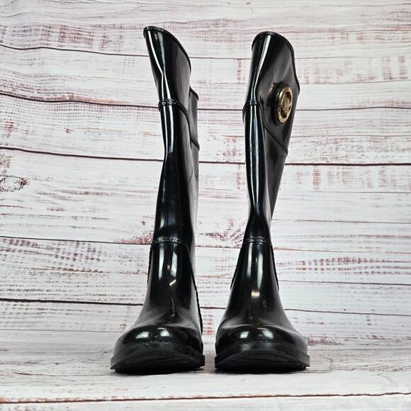 Michael KORS Rain Boots Iconic Logo Charm Sz 7 Pull on Rubber Waterproof Outdoor - Picture 4 of 9